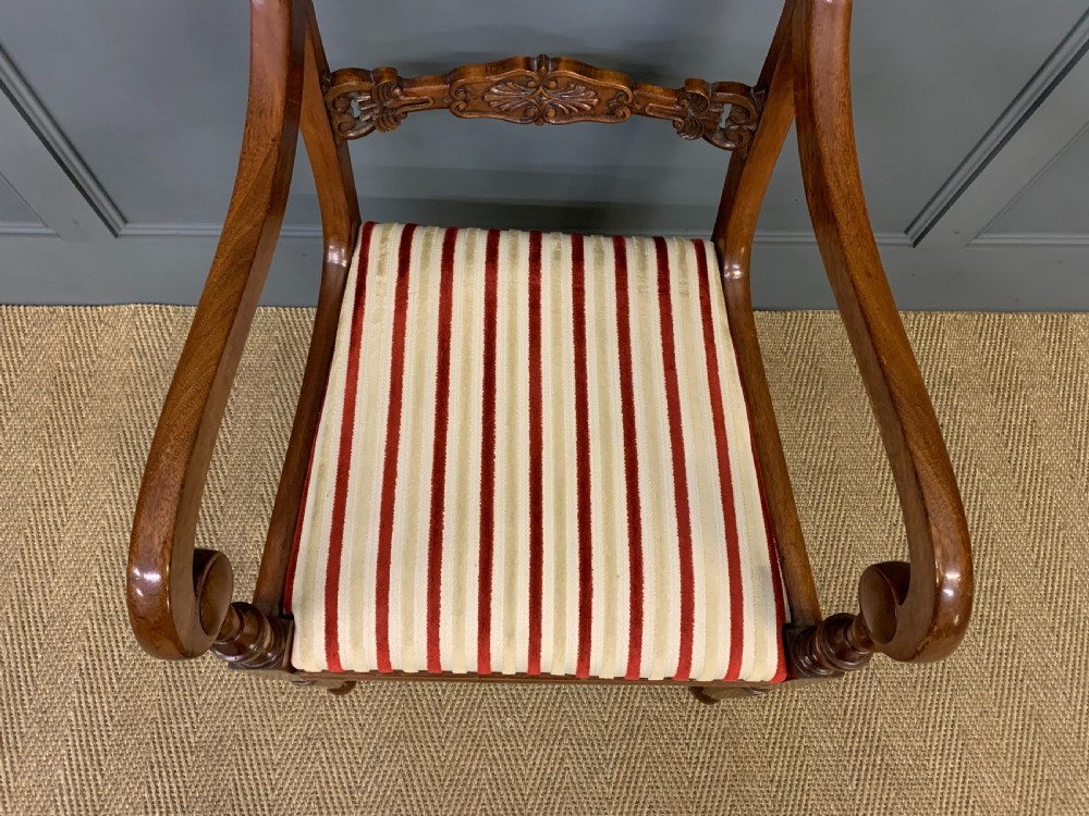 Set of 10 William IV Mahogany Dining Chairs View XIV
