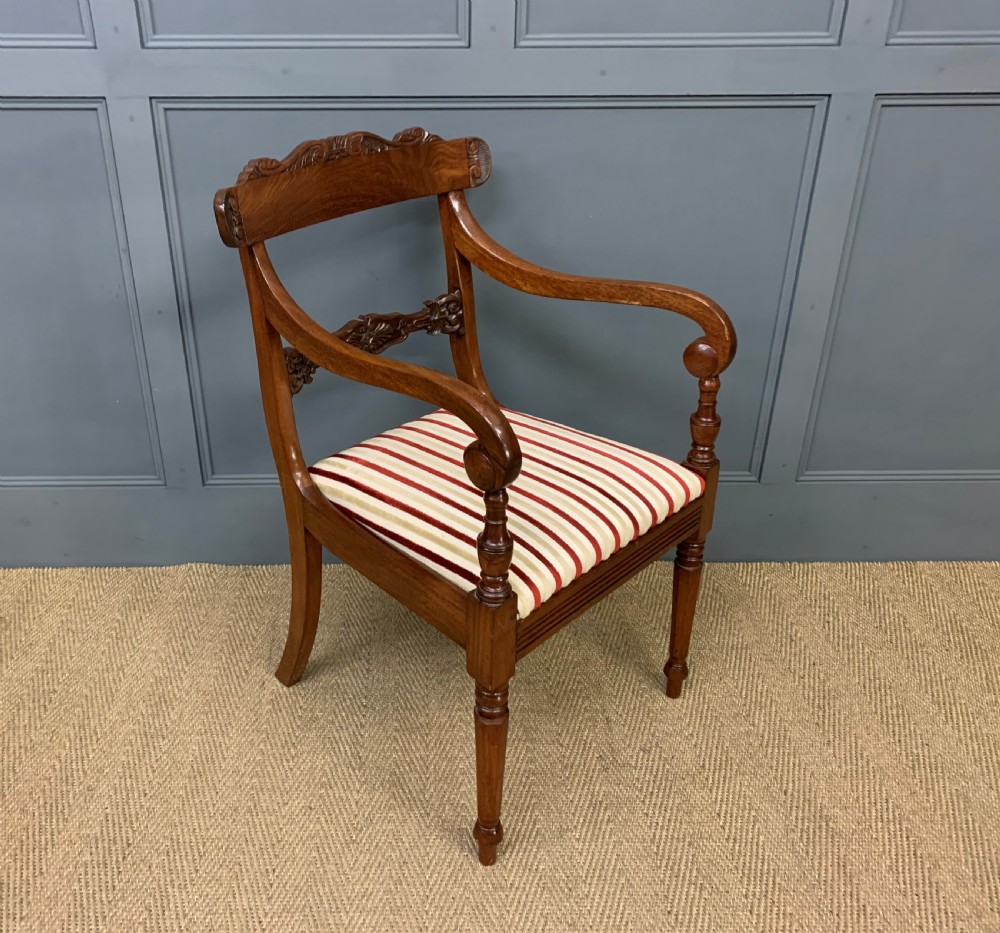 Set of 10 William IV Mahogany Dining Chairs View XV
