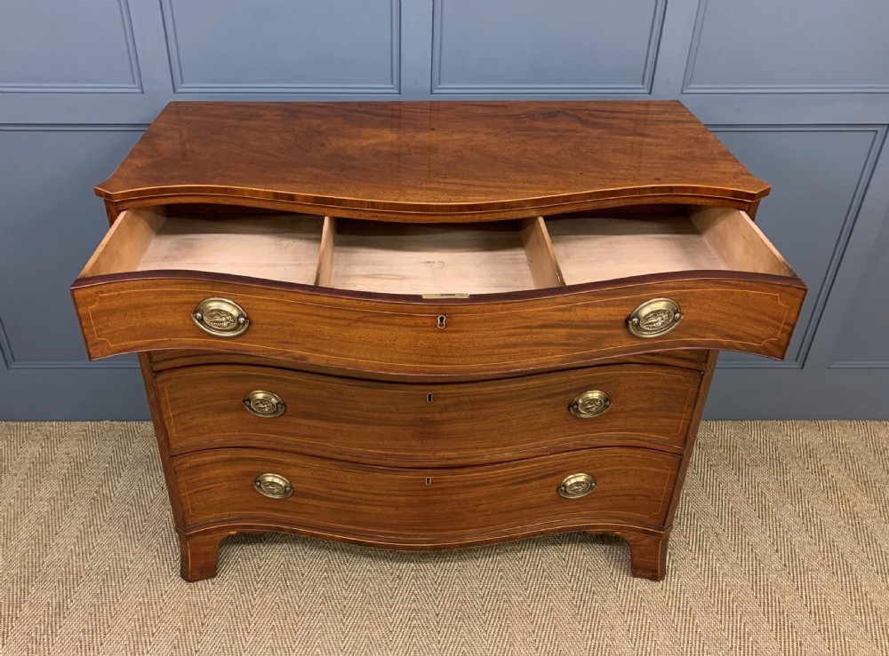 Georgian Inlaid Mahogany Serpentine Chest of Drawers View XIII