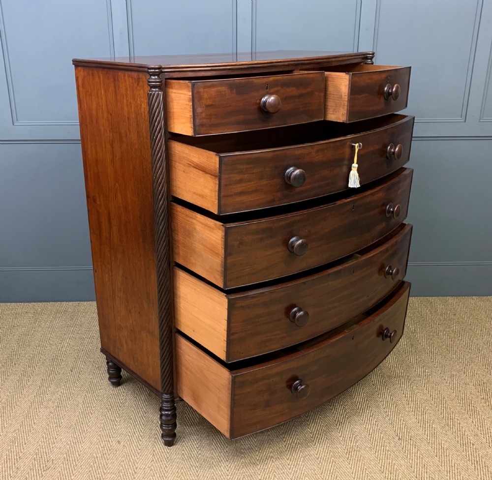 Large George IV Mahogany Bow Fronted Chest of Drawers View IV