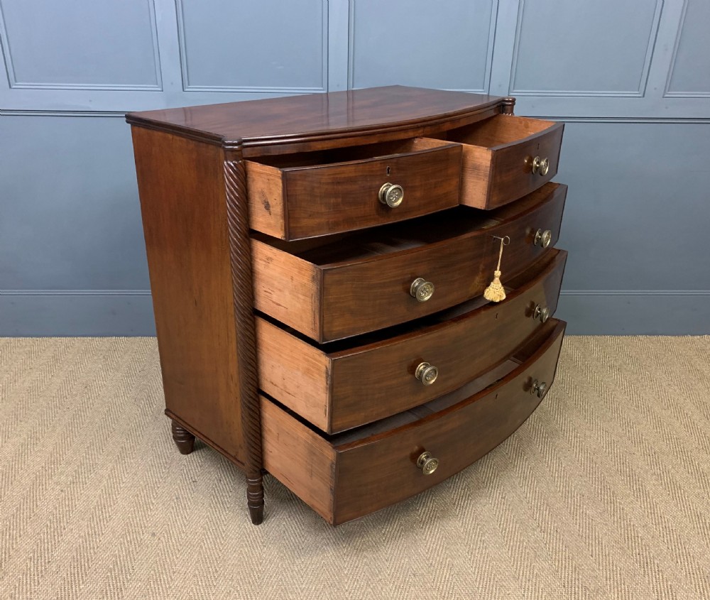 Georgian Mahogany Bow Fronted Chest of Drawers View XIV