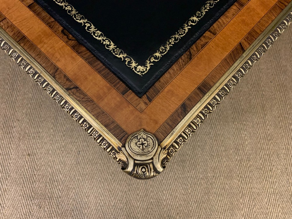 Fine Quality French Satinwood Lamp Table View IV