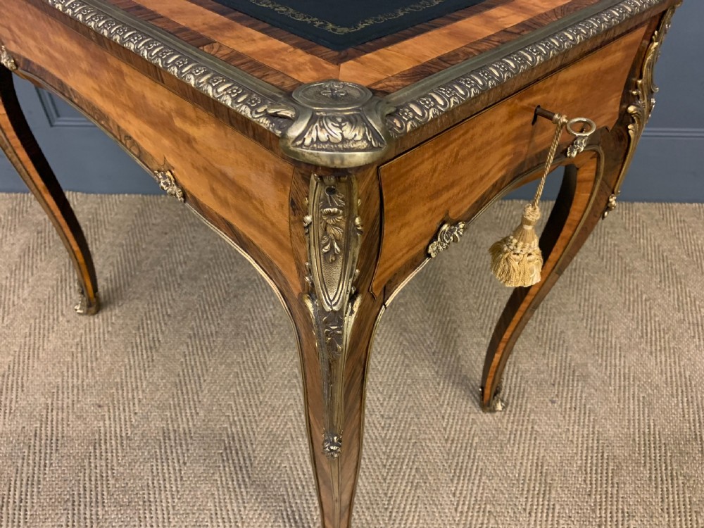 Fine Quality French Satinwood Lamp Table View XIII
