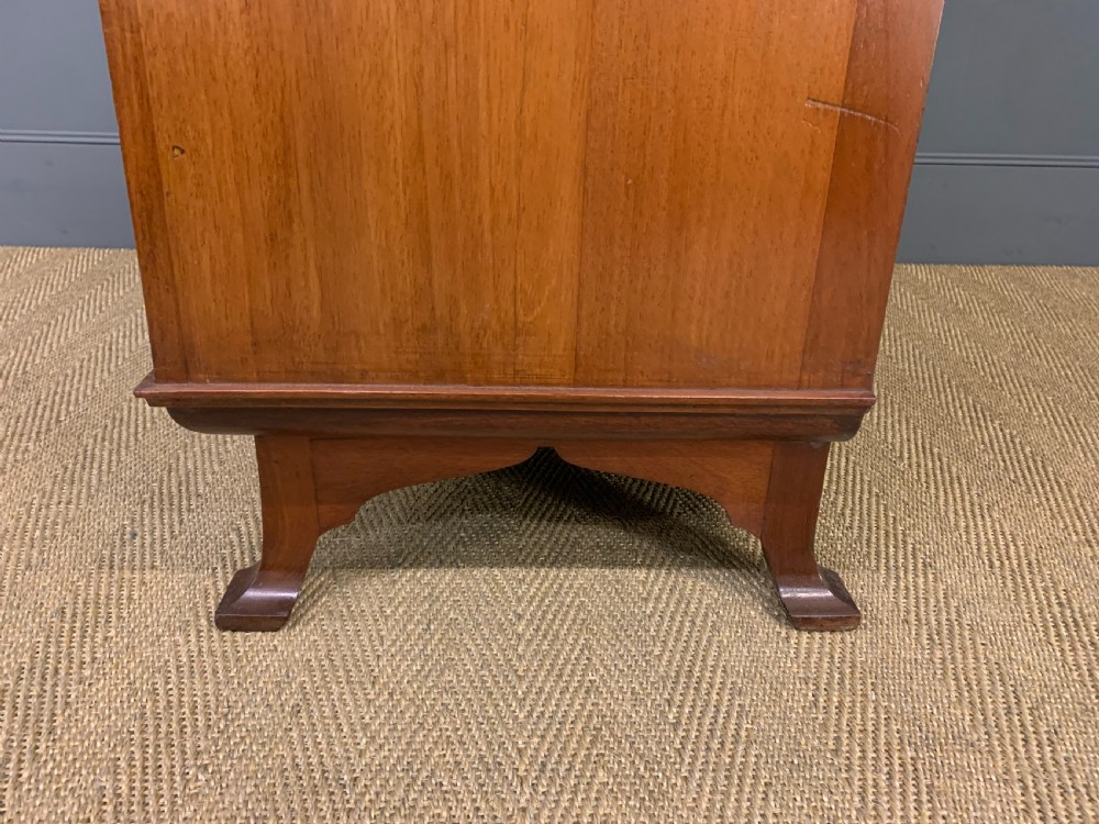 Maple and Co. Art Nouveau Dressing Chest View XVI