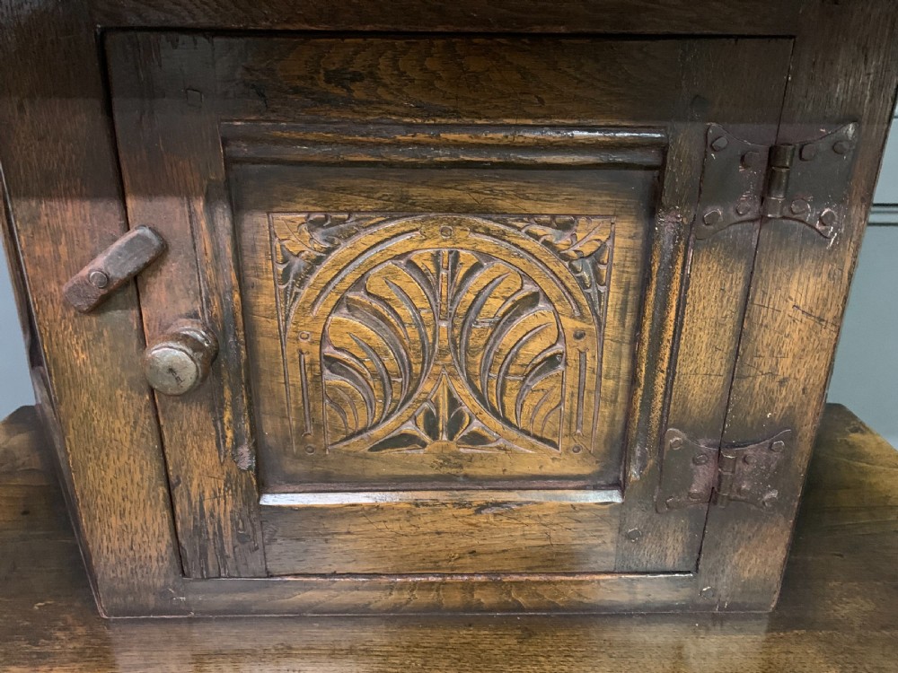 Ipswich Oak Court Cupboard View VI