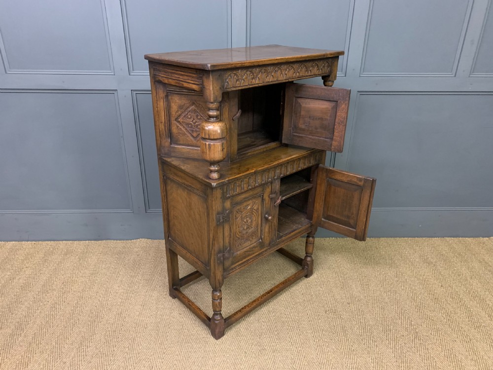 Ipswich Oak Court Cupboard View XI