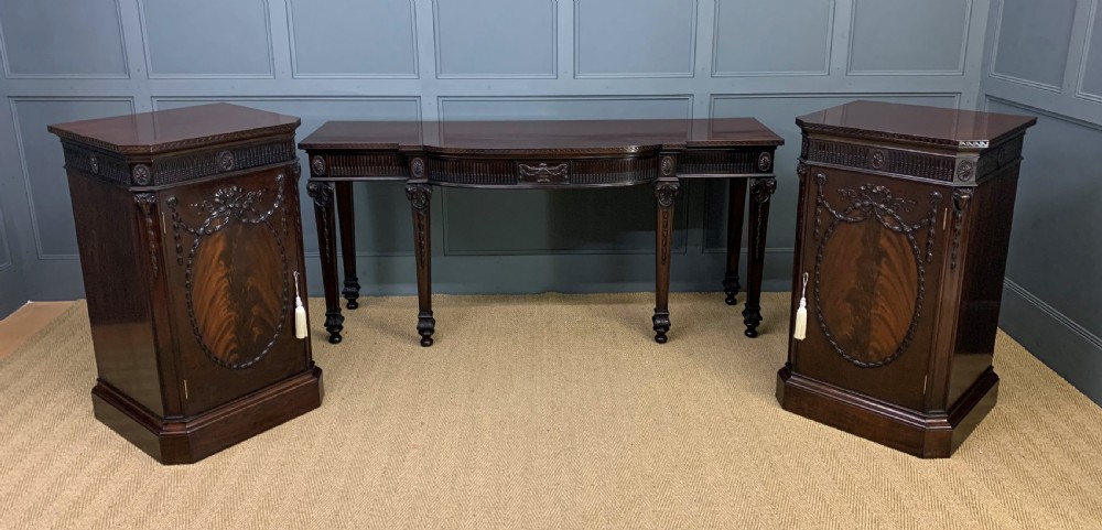 Maple and Co Mahogany Dining Suite