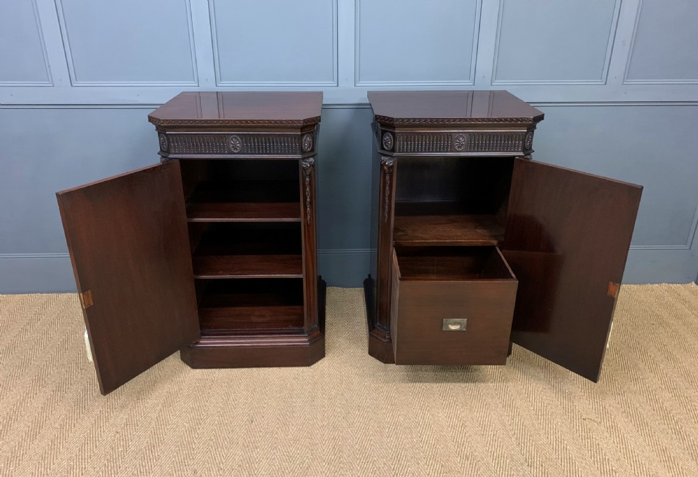 Maple and Co Mahogany Dining Suite View XXIV