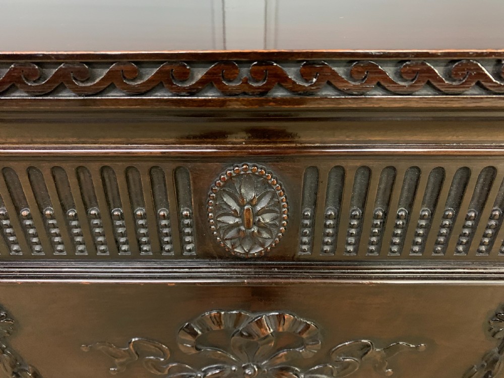 Maple and Co Mahogany Dining Suite View XXX