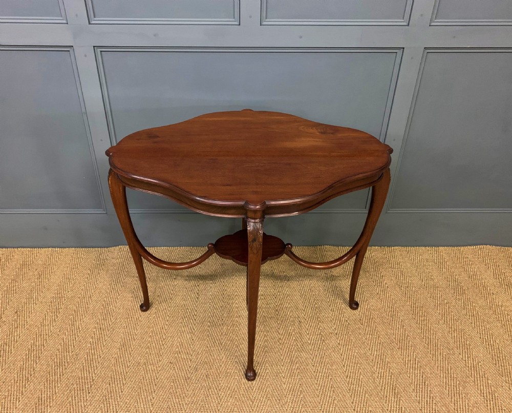 Late Victorian Mahogany Lamp Table