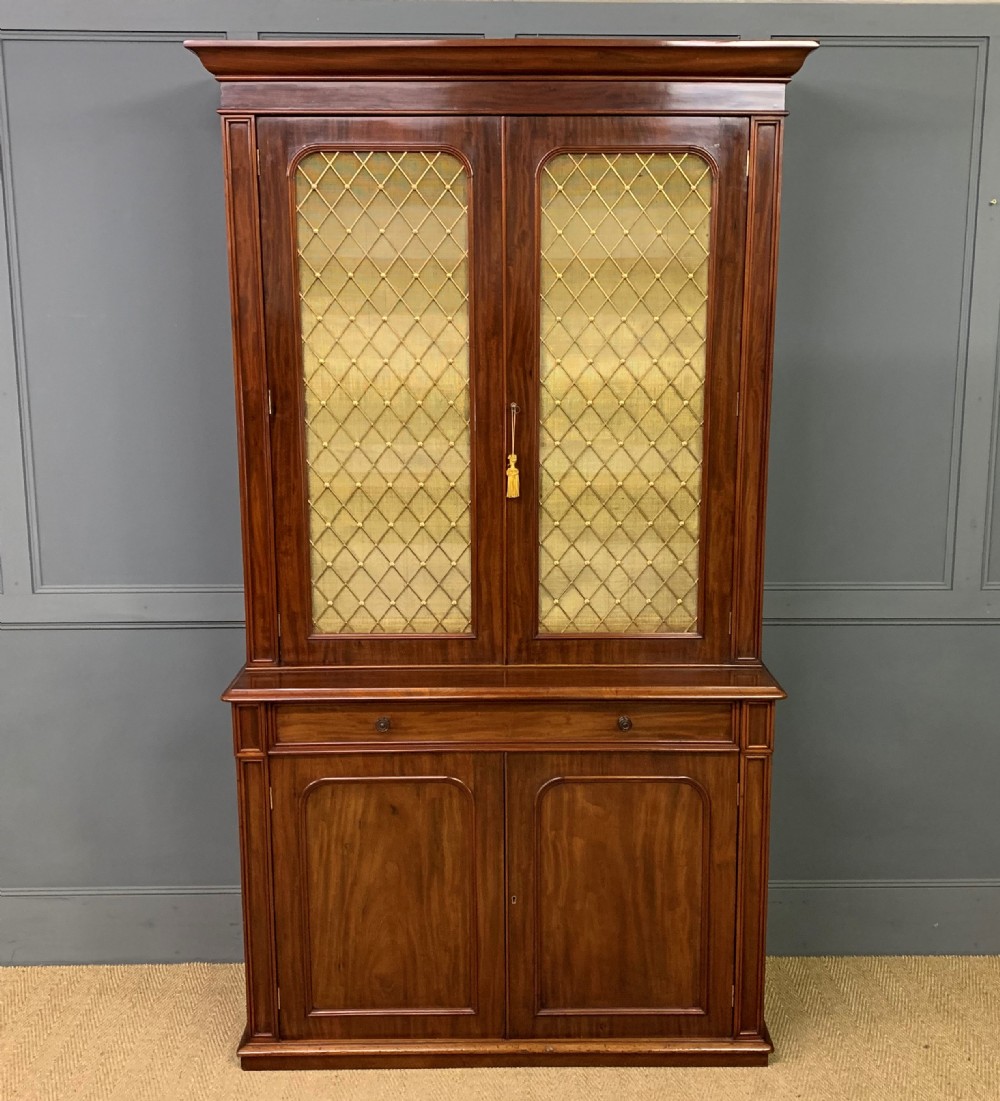 Fine William IV Mahogany Bookcase