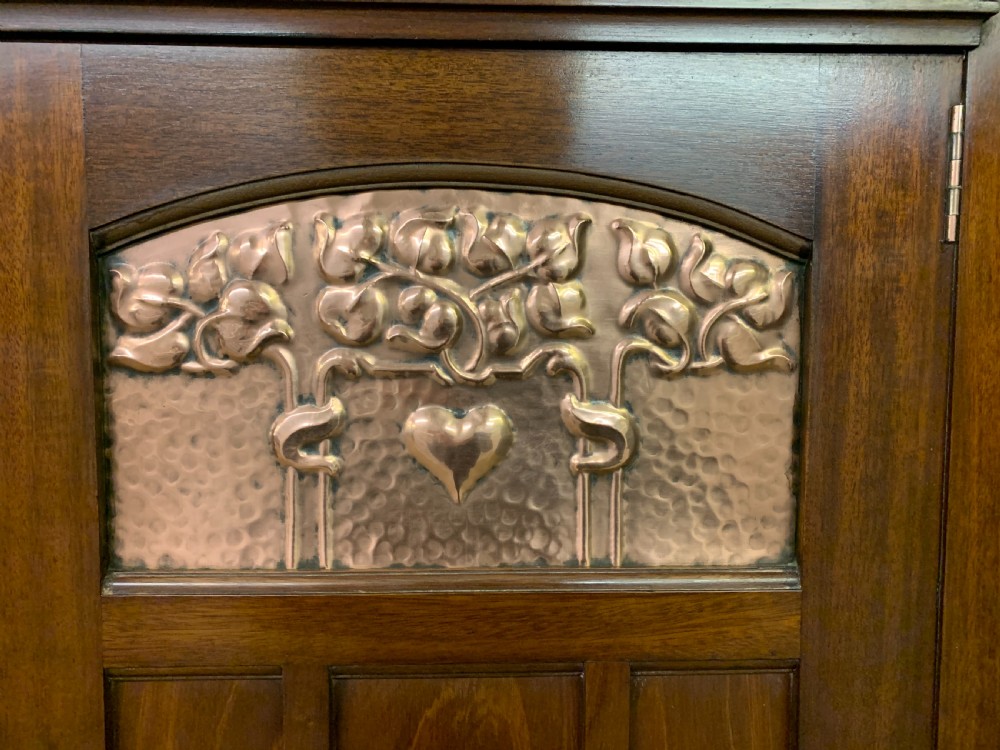 Shapland and Petter Arts and Crafts Wardrobe View XII