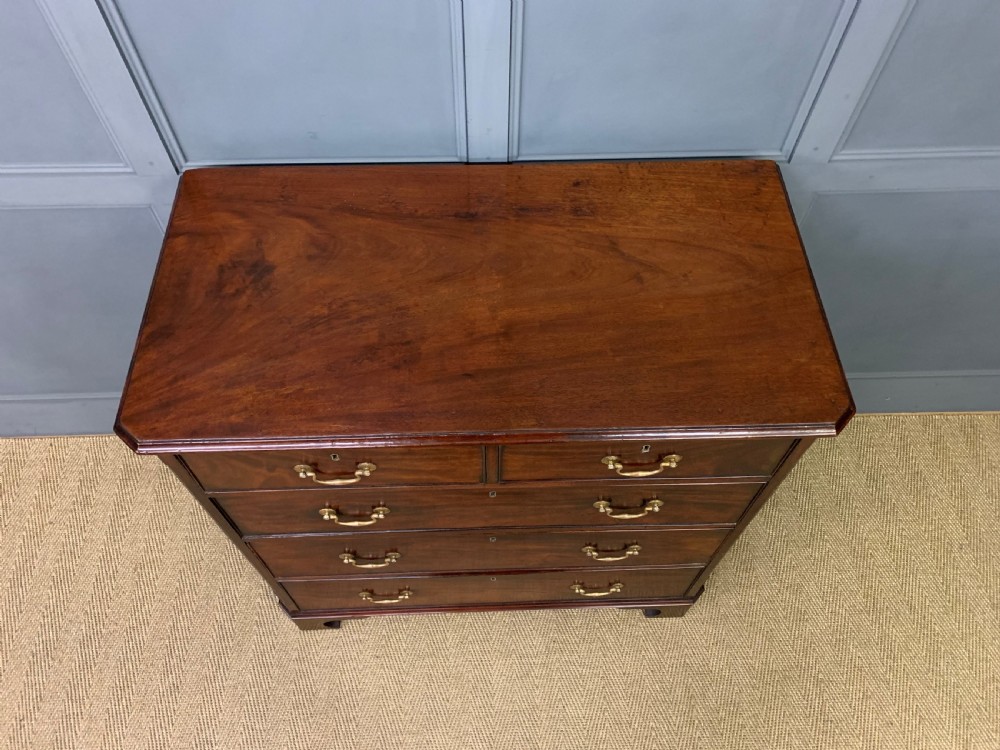 Georgian Mahogany Chest of Drawers View III