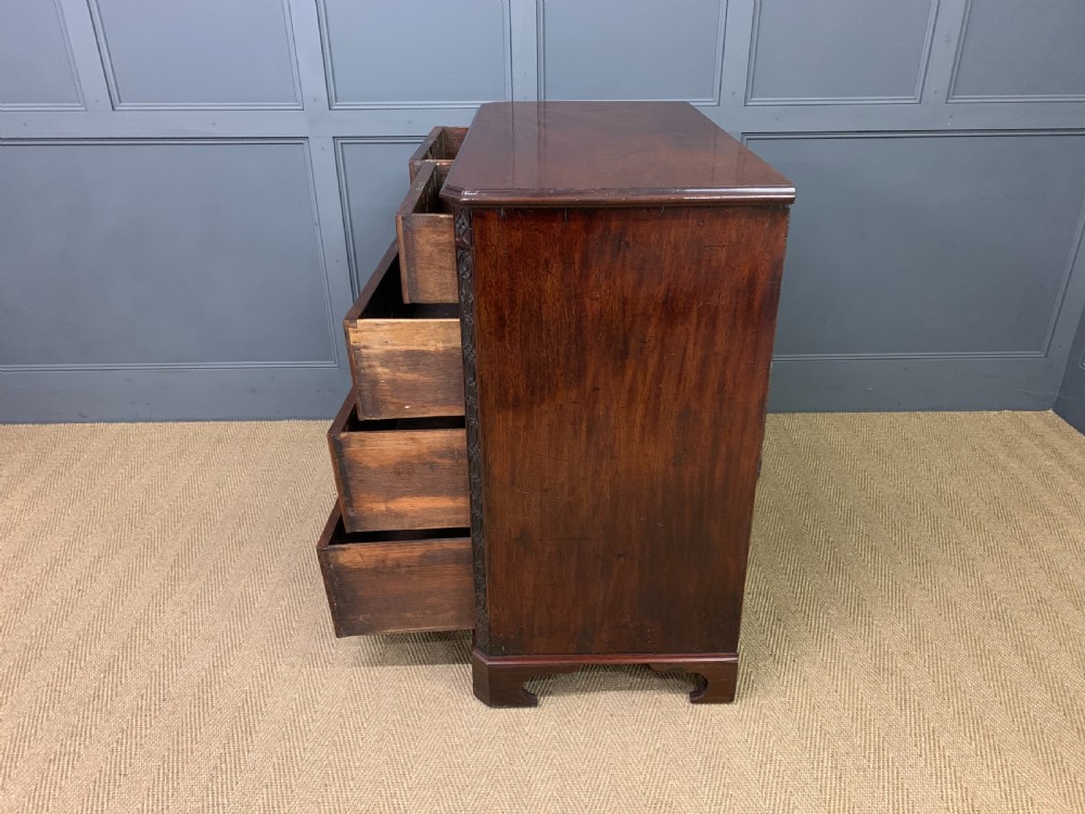 Georgian Mahogany Chest of Drawers View XIII