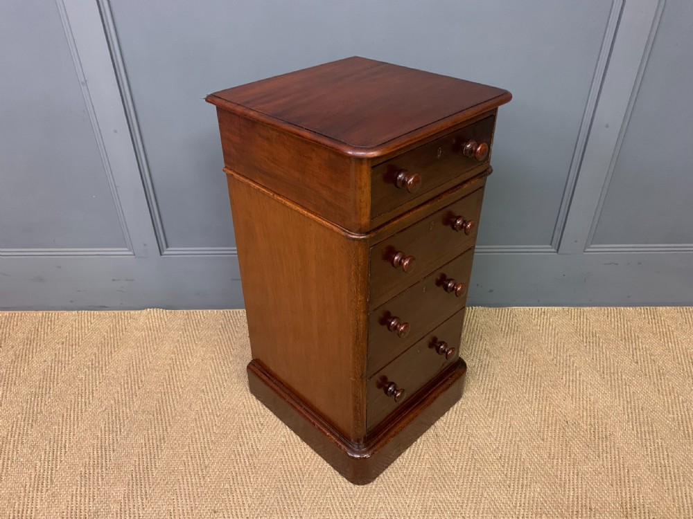 Pair of Victorian Mahogany Bedside Chests View X