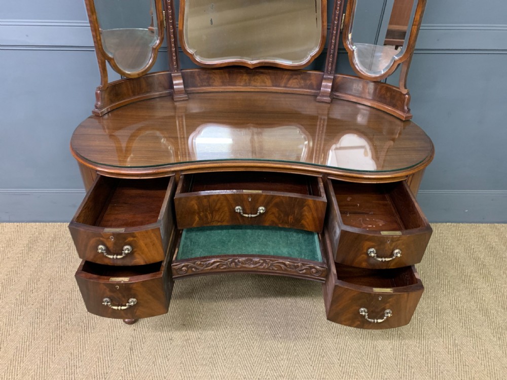 Flame Mahogany Kidney Shaped Dressing Table View VIII