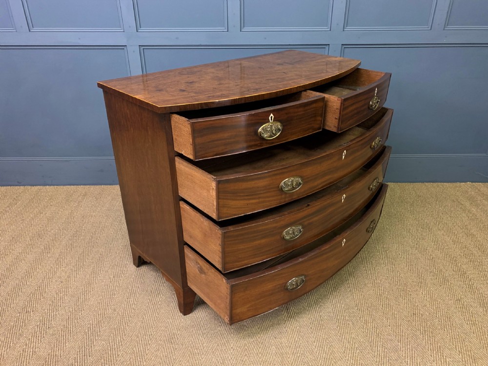 Georgian Mahogany Bow Fronted Chest of Drawers View X