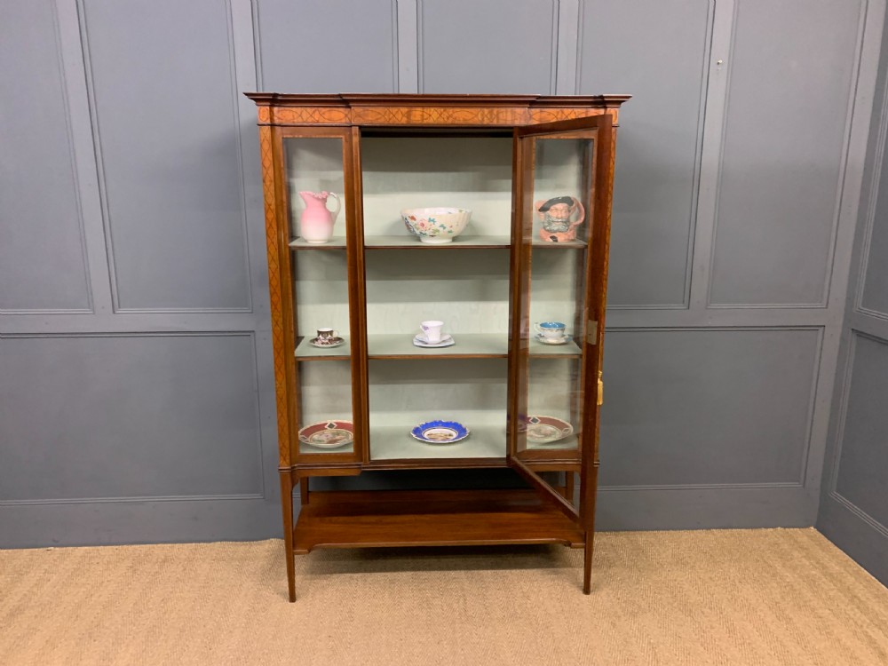 Edwardian Inlaid Mahogany and Satinwood Display Cabinet View XI