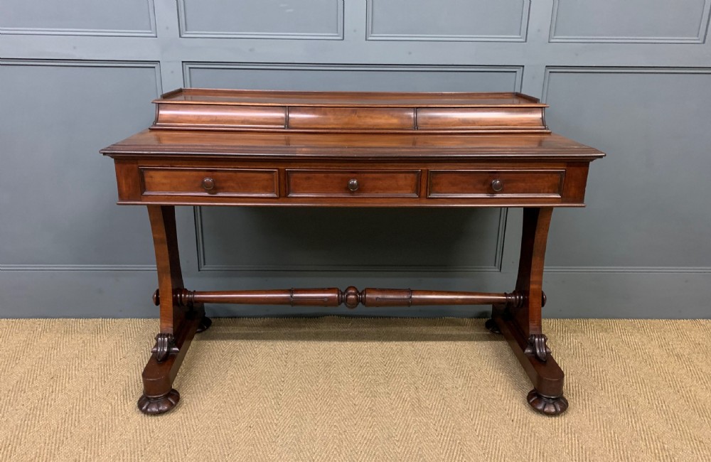 Early Victorian Mahogany Side Table View III
