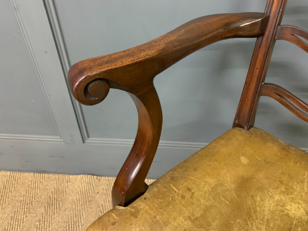 Set of 10 Mahogany Ladder Back Dining Chairs View XIV