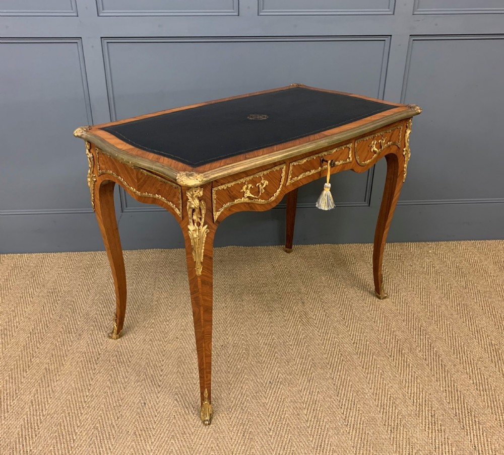 Fine Quality Kingwood Bureau Plat