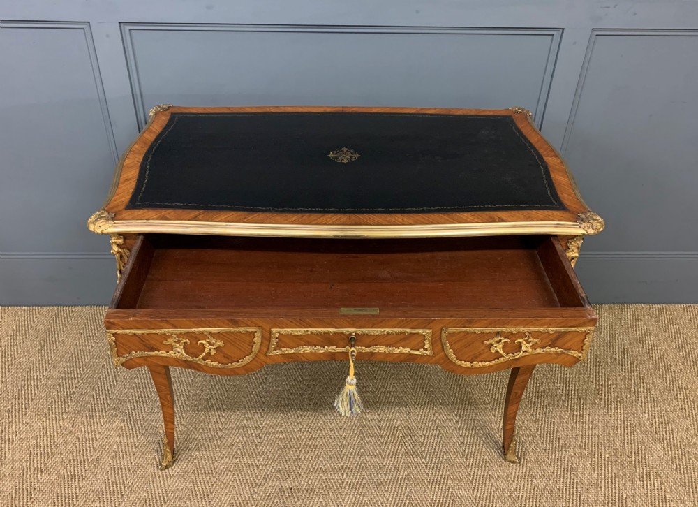 Fine Quality Kingwood Bureau Plat View VIII