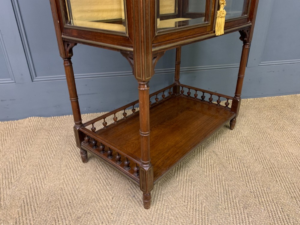 Victorian Rosewood Cabinet / Whatnot View XIII