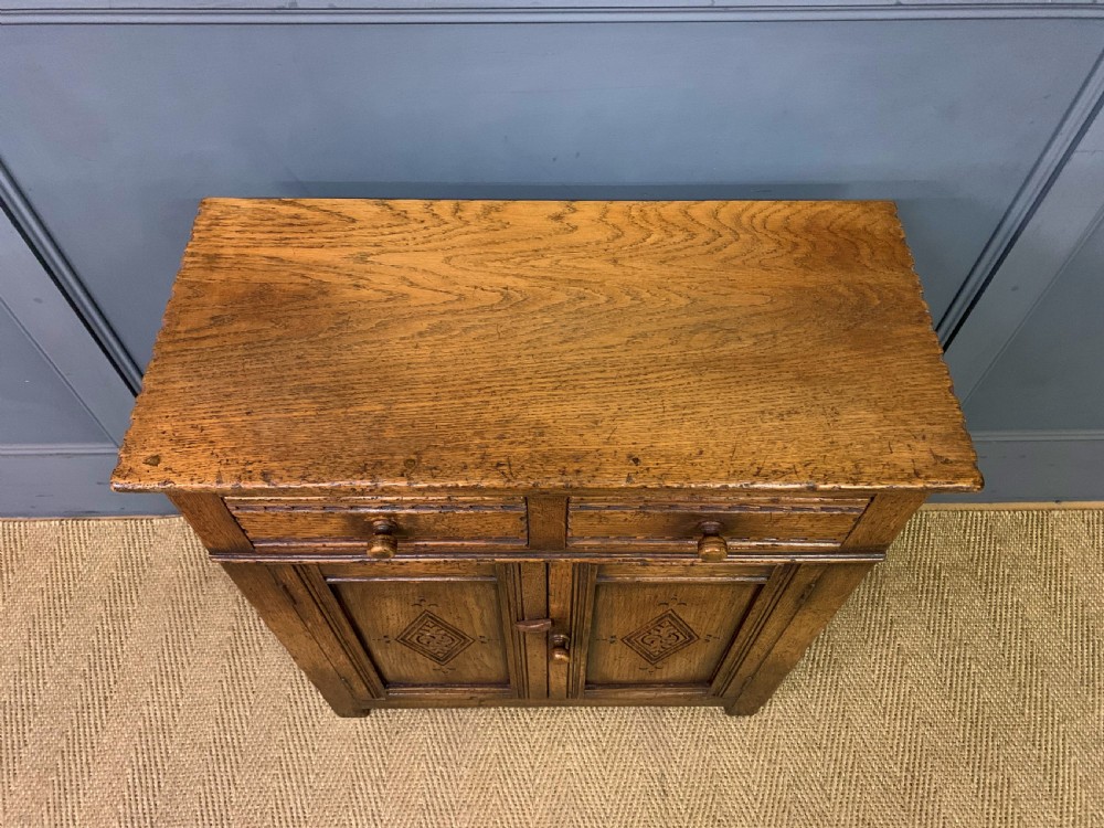 Ipswich Oak Cupboard View IV