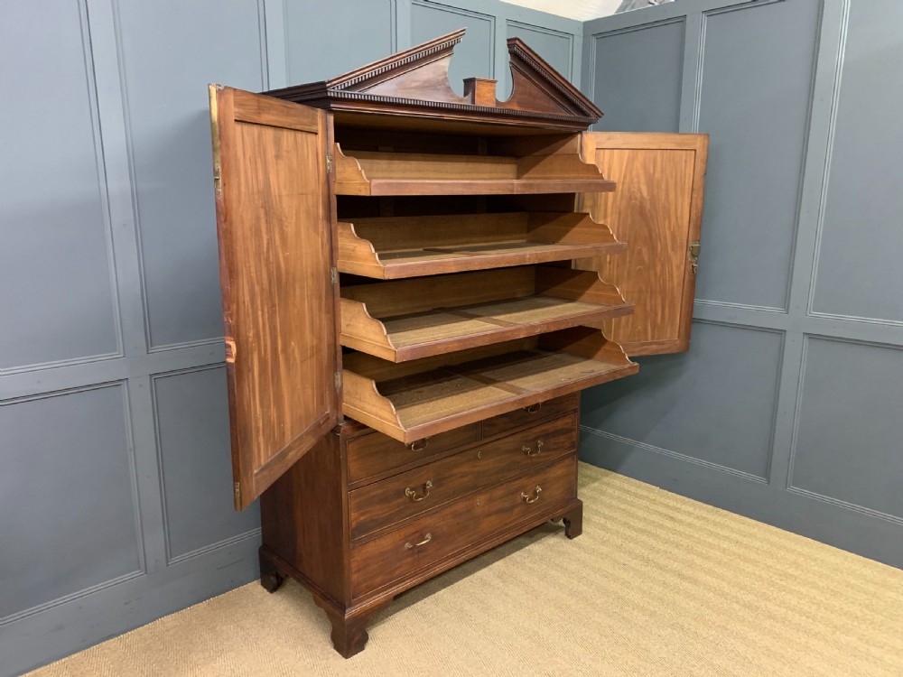 Georgian Mahogany Linen Press View XII
