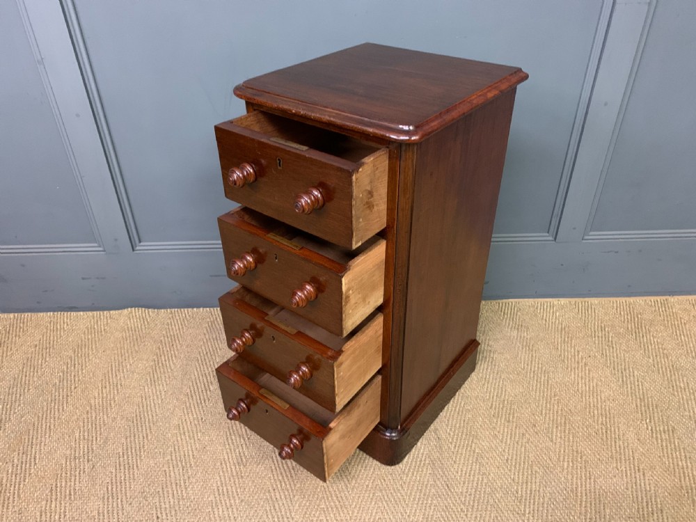 Pair of Victorian Mahogany Bedside Chests View IX