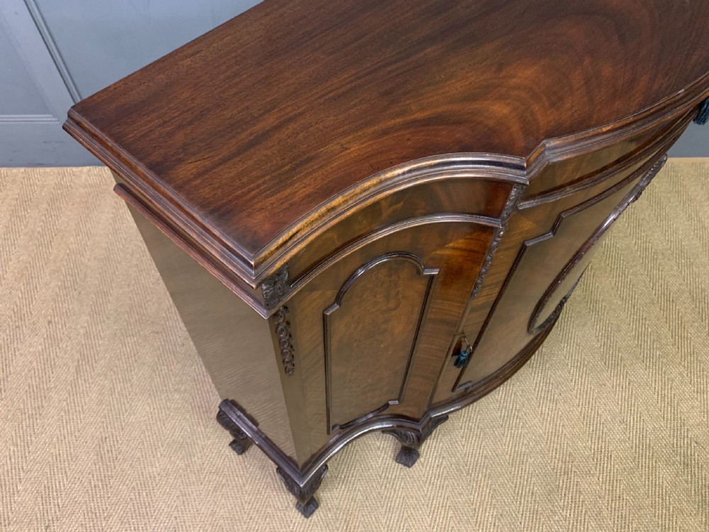 Pair of Flame Mahogany Commodes View XVII