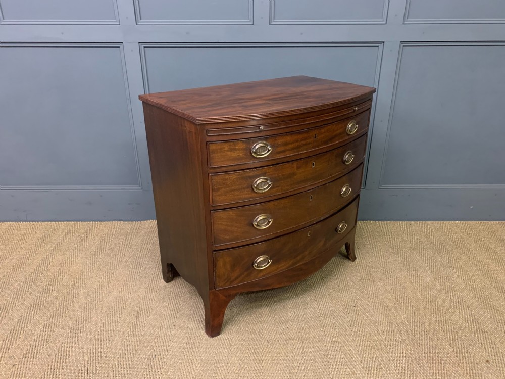 Georgian Mahogany Bow Fronted Bachelors Chest of Drawers View IX