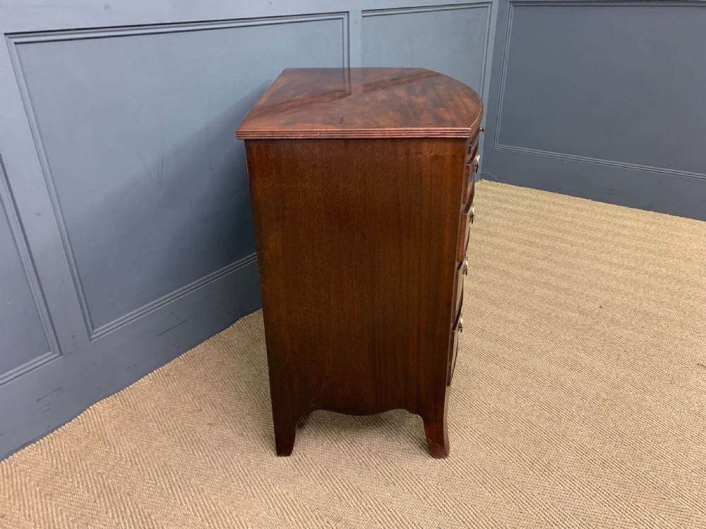 Georgian Mahogany Bow Fronted Bachelors Chest of Drawers View X