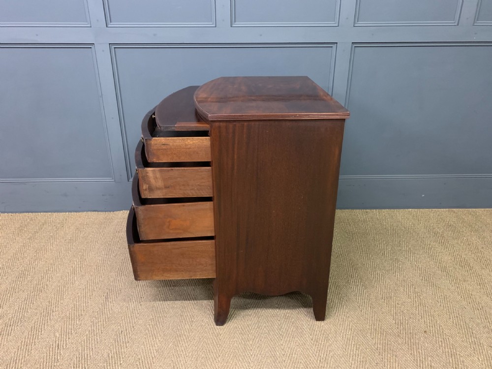 Georgian Mahogany Bow Fronted Bachelors Chest of Drawers View XVI