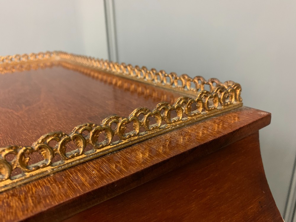 Inlaid Mahogany Vitrine View XVIII