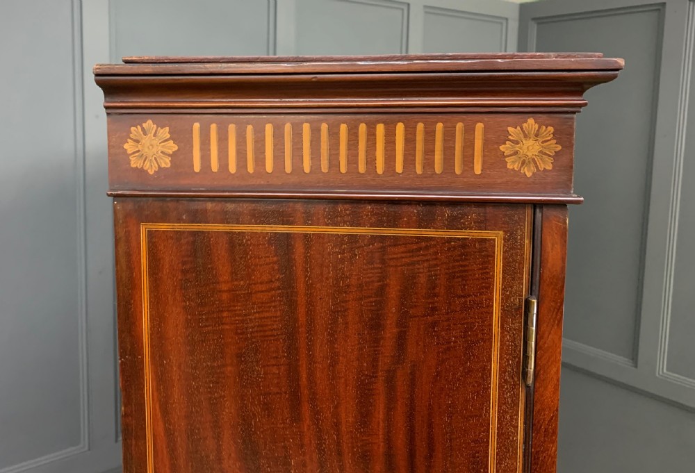 Large Inlaid Mahogany Display Bookcase View XXII