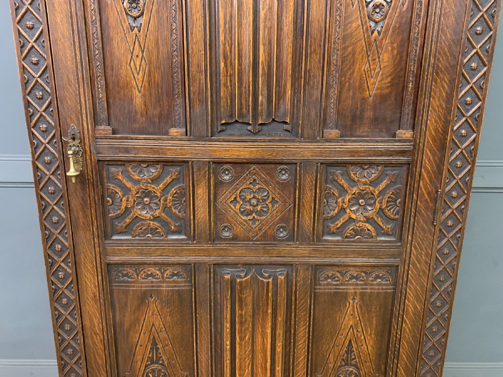 Carved Oak Wardrobe View IV