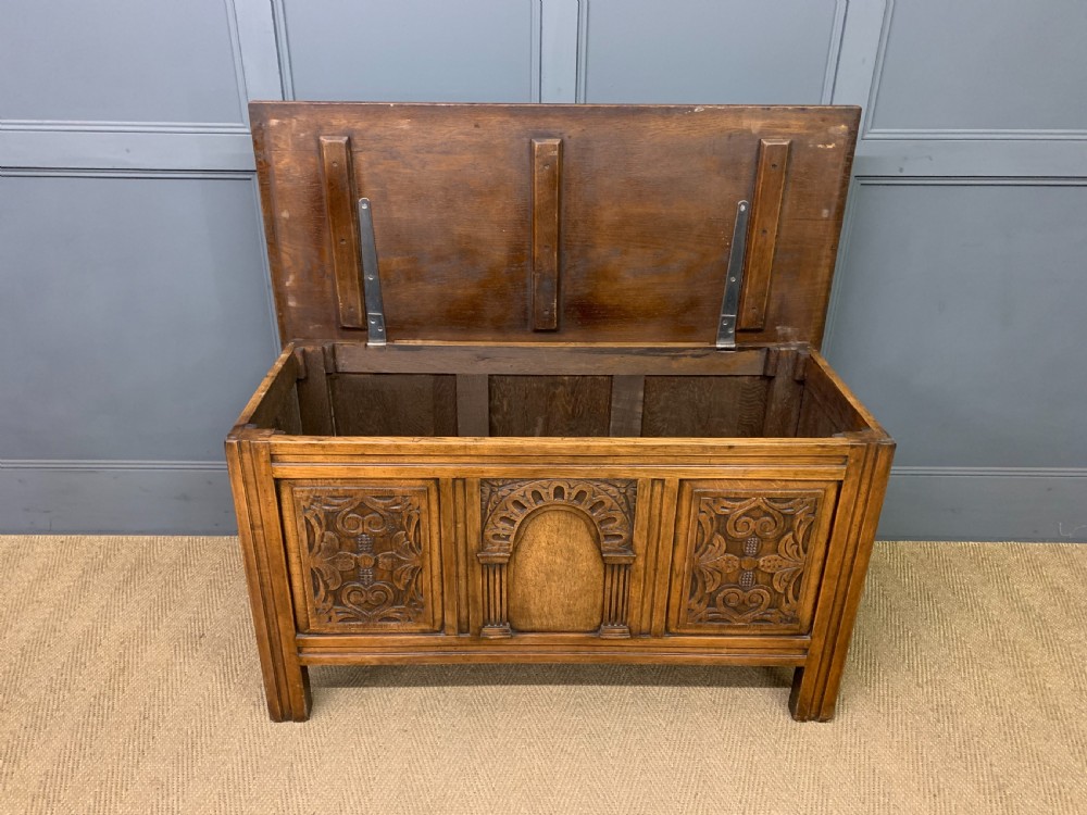 Ipswich Oak Coffer View VI