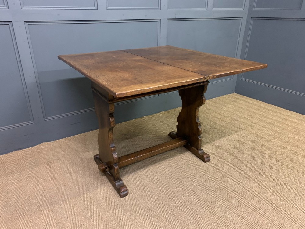 Ipswich Oak Side Table View XII