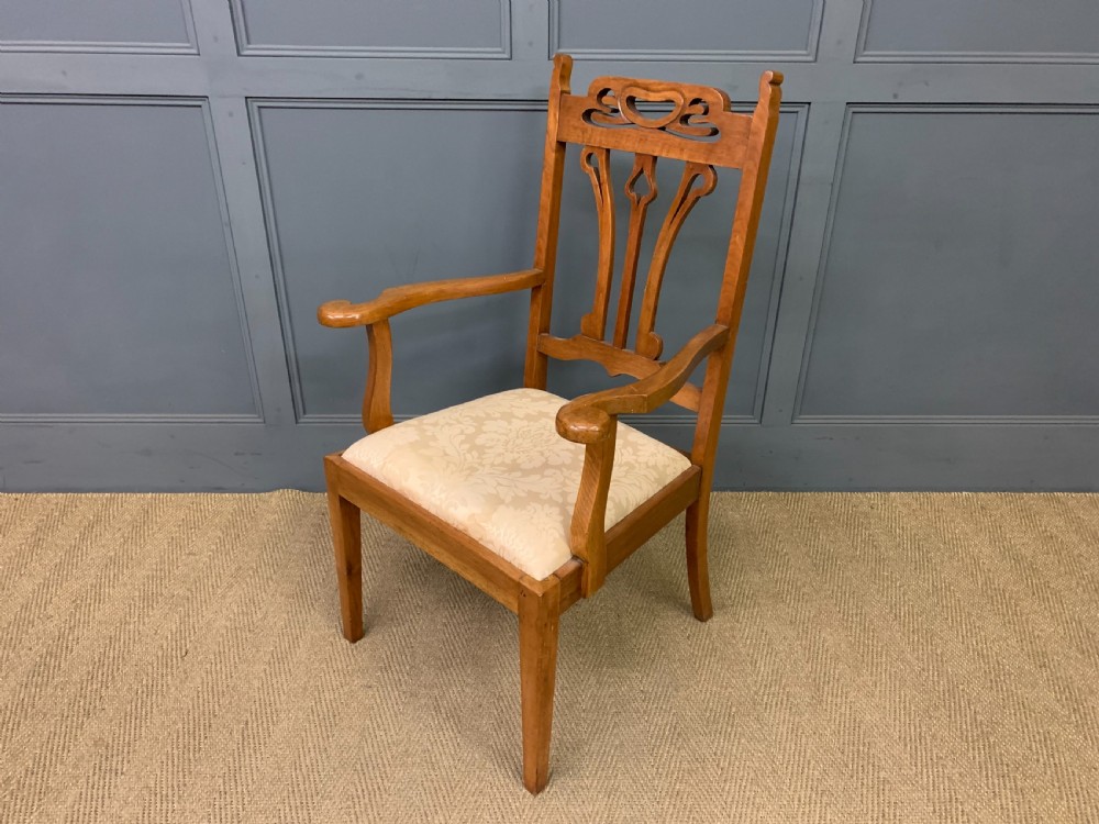 Arts and Crafts Armchair View VII