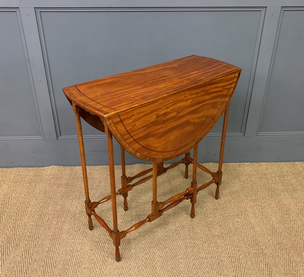 Inlaid Satinwood Spider Leg Table