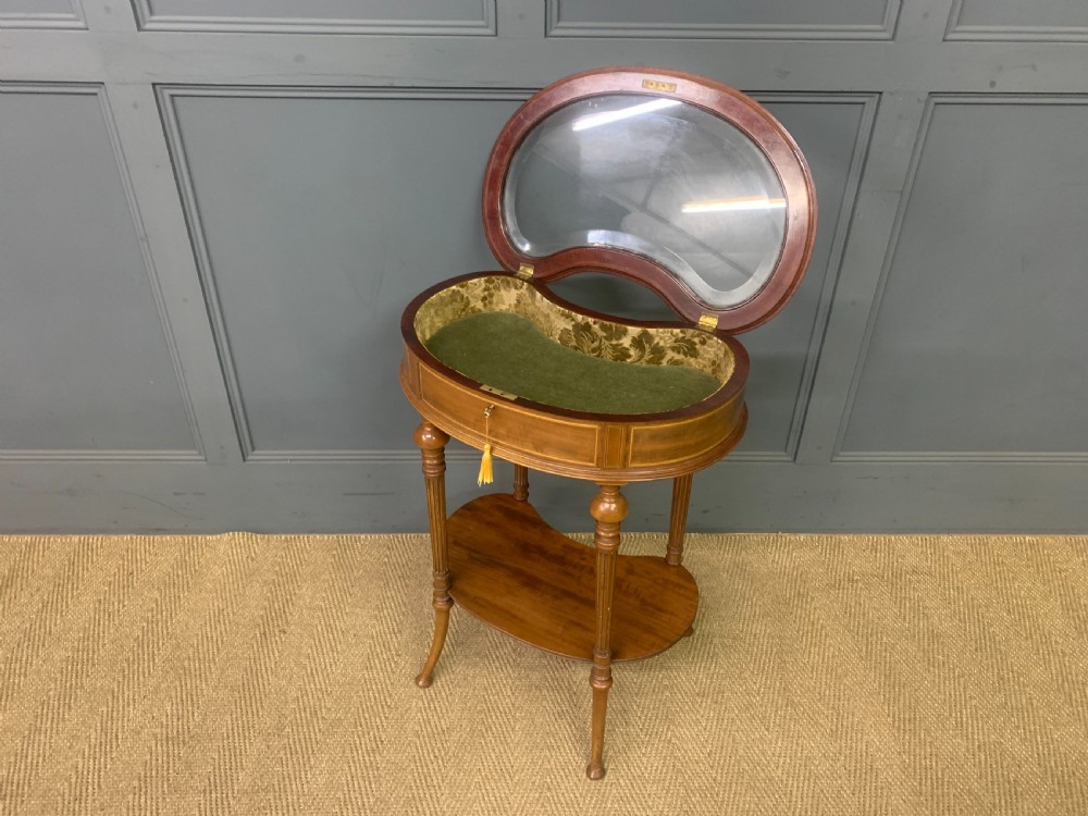 Mahogany and Satinwood Kidney Shaped Bijouterie Table View XI