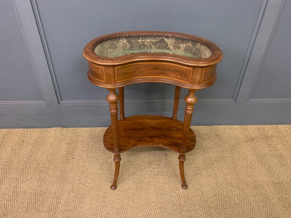 Mahogany and Satinwood Kidney Shaped Bijouterie Table View XV