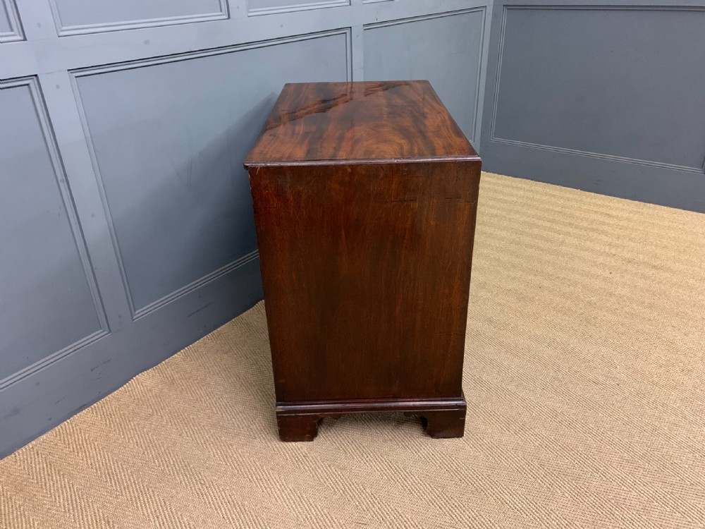 George III Mahogany Bachelors Chest of Drawers View IX