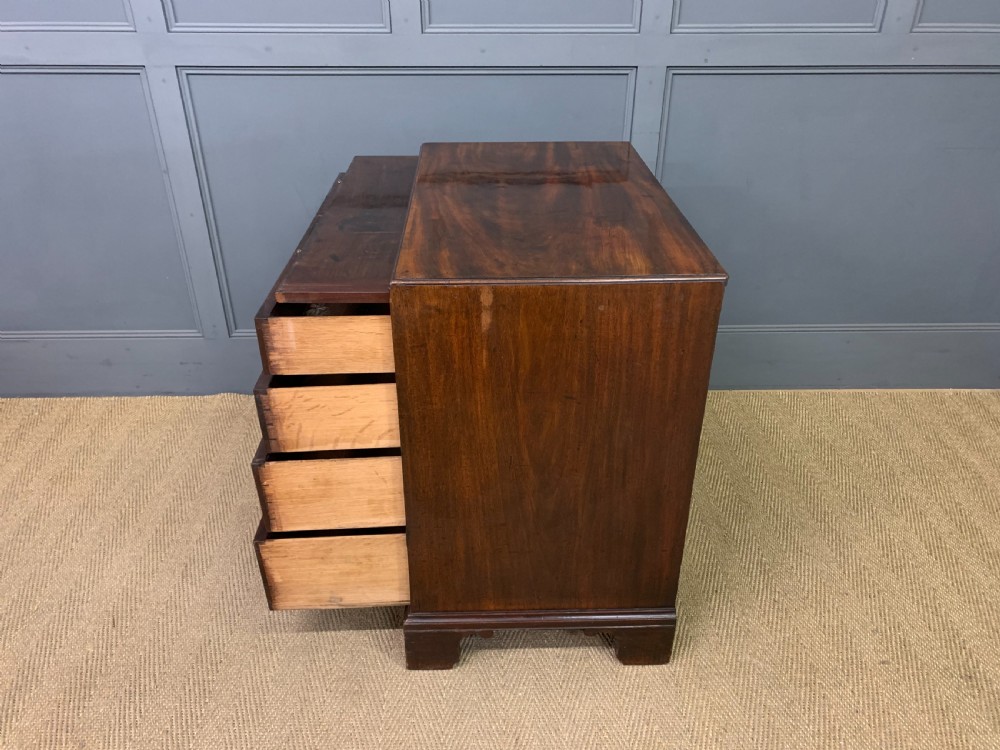 George III Mahogany Bachelors Chest of Drawers View XIV