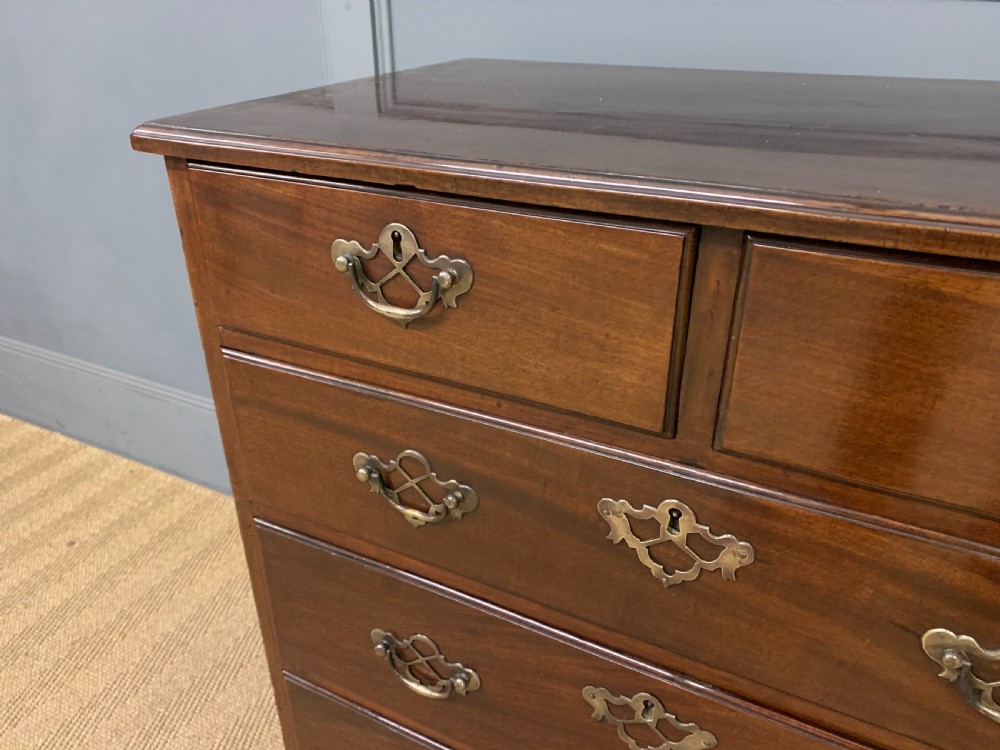 Georgian Mahogany Bachelors Chest View IV