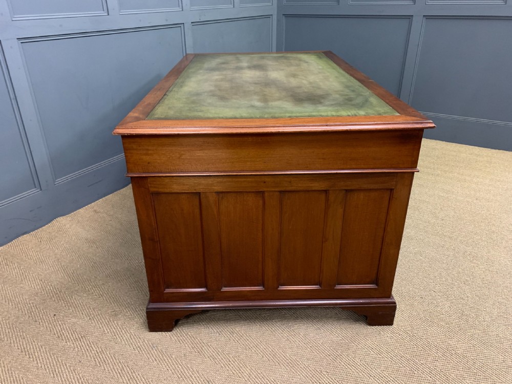 Large Edwardian Walnut Pedestal Desk View X
