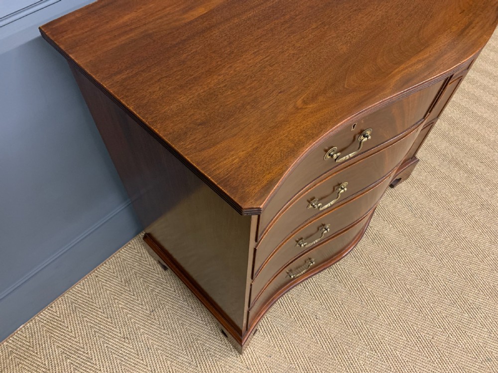 Serpentine Mahogany Chest of Drawers View IX