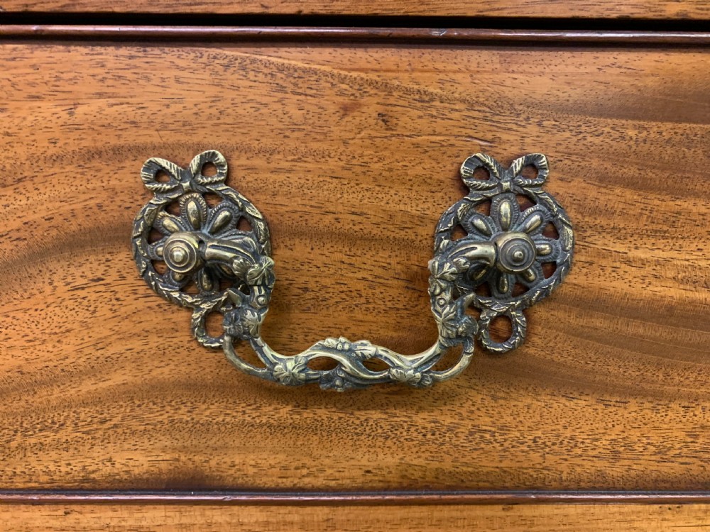 Georgian Mahogany Chest of Drawers View III