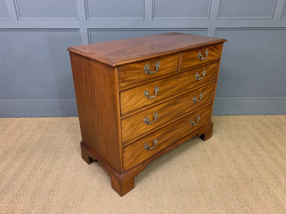 Georgian Mahogany Chest of Drawers View VII